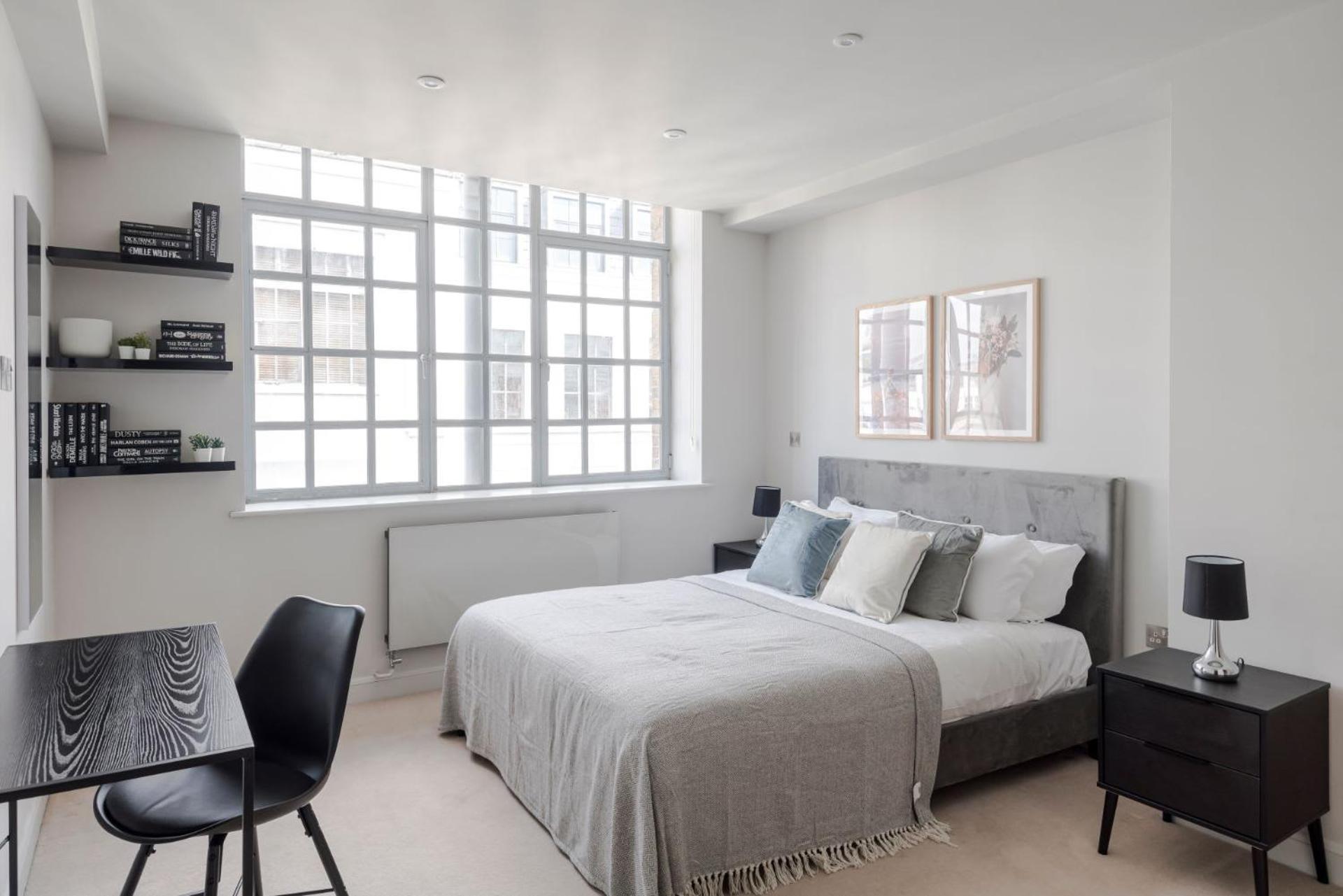 London'S Calling - Farringdon - By Frankie Says Exterior photo